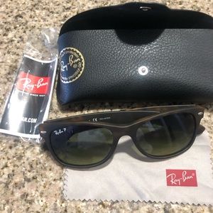 Ray Ban New Wayfarer Sunglasses